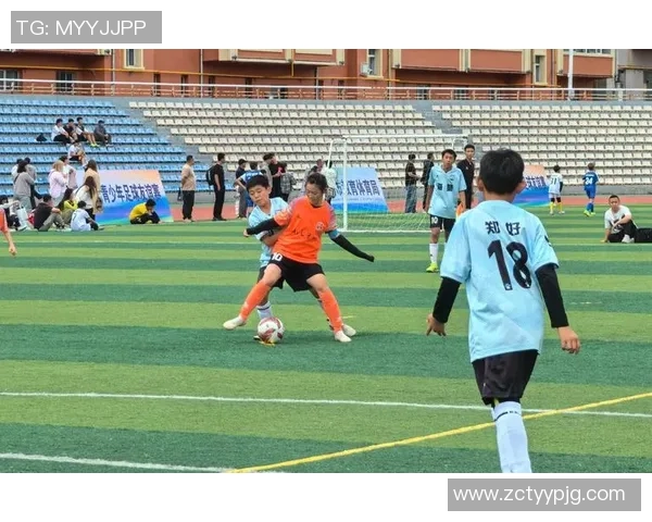 俄罗斯U18对阵立陶宛U19青少年足球赛精彩回顾与分析